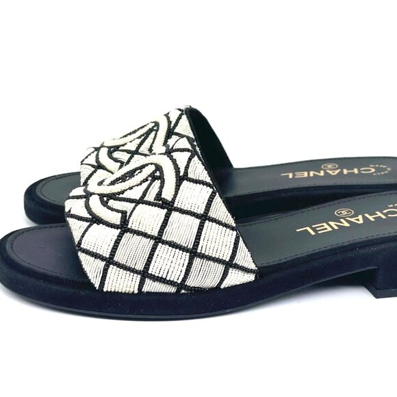 CHANEL 21A  Embroidered Pearl CC Suede Flat Slide Mules Sandals Shoes - Picture 8 of 15
